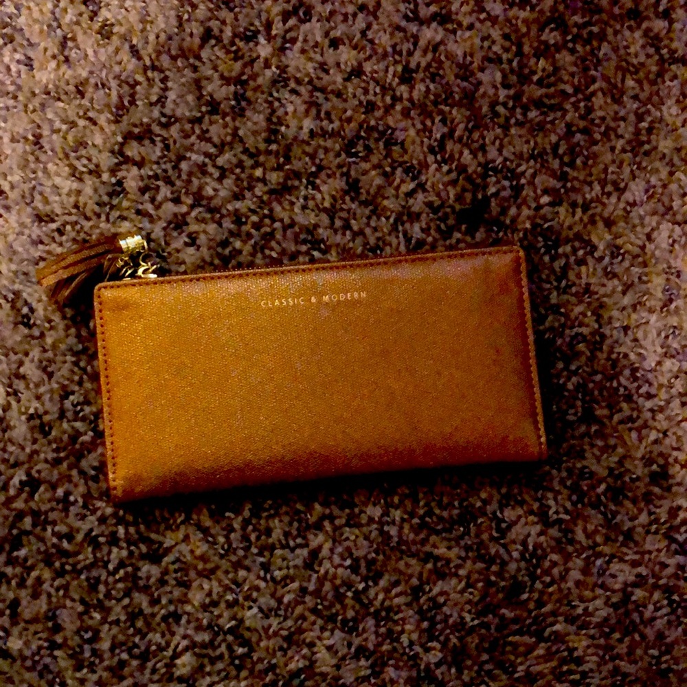 Golden Classic and Modern great condition women’s wallet